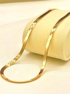 ✨ Snake Chain – Sleek and Elegant