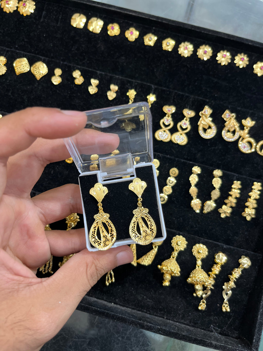⚜️Micro Gold Turkey Pattern Earrings