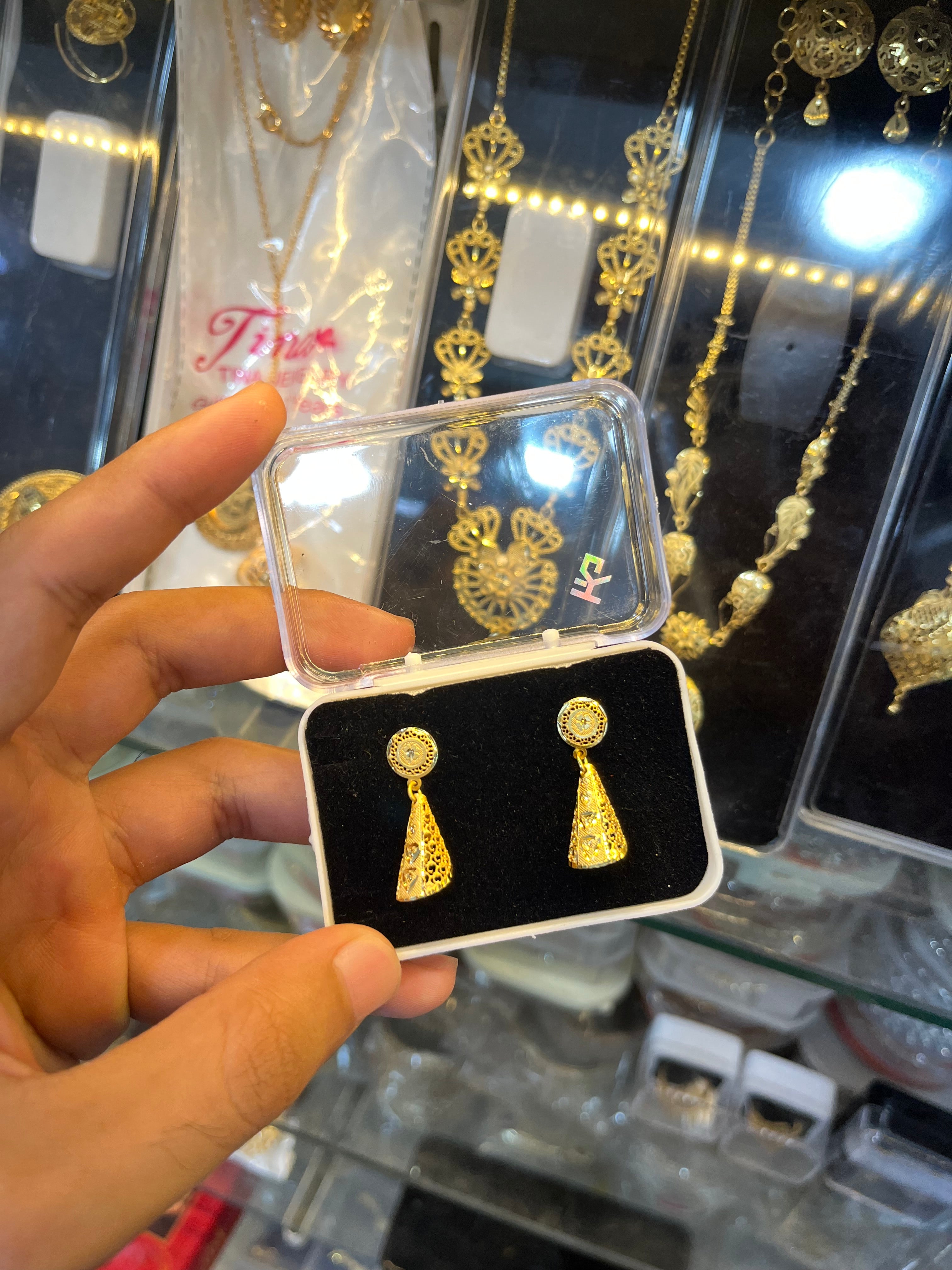 ⚡️ Micro Gold Cone Earring